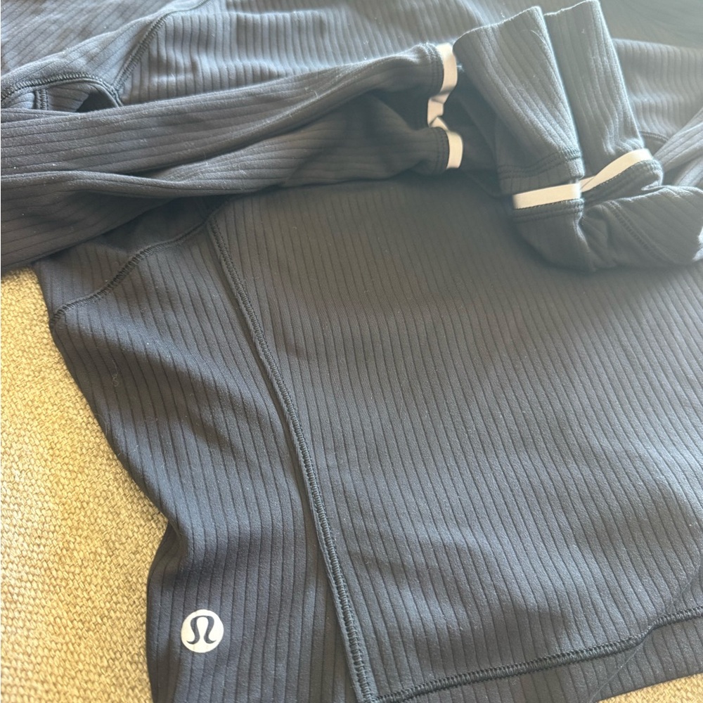 It's Rulu Ribbed Cropped Half Zip - Picture 3 of 7